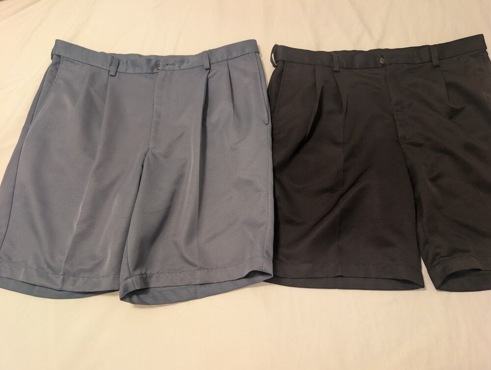 Haggar Shorts Mens 36 Black & grayish Pleated Classic Walk Flex Waist 2 pairs